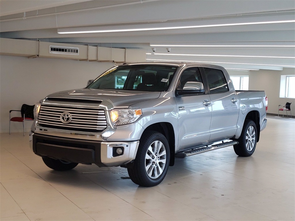 Pre-Owned 2017 Toyota Tundra Limited 2WD 4D CrewMax | Miami, FL